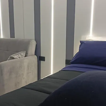 Margo Deluxe Apartament *